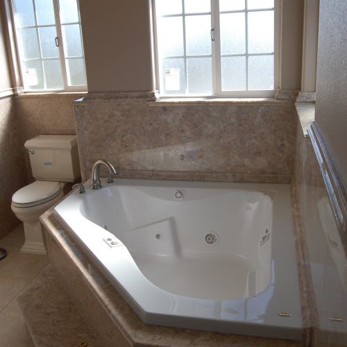 Tub Enclosure